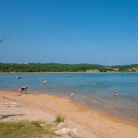 Pintadesol By Interhome Apartamento Čižići