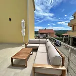 Pintadesol By Interhome Apartment Čižići