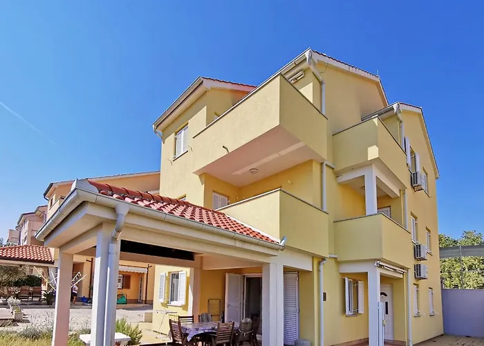 Appartement Pintadesol By Interhome Čižići