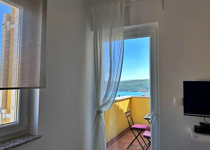 Pintadesol By Interhome Čižići