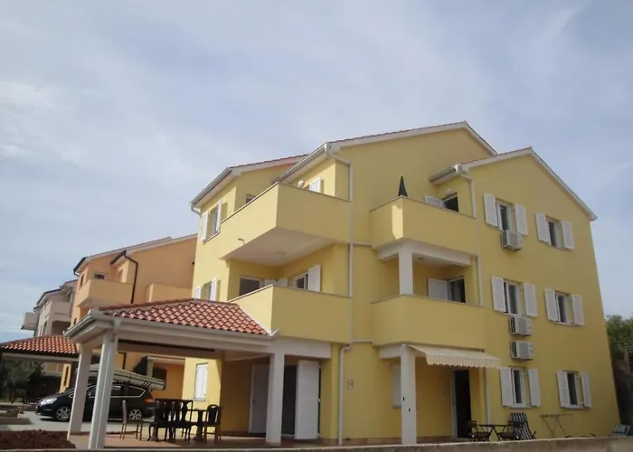 Appartement Pintadesol By Interhome